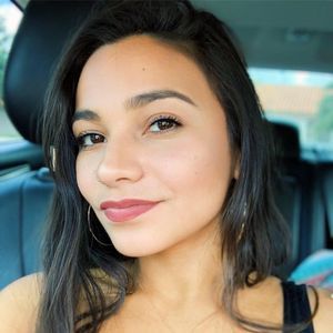 Meet your Posher, Angie